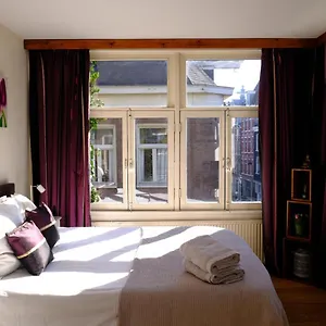 Eelhouse Private 2* Amsterdam