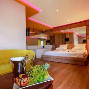 Hotel Vivi La Vita, Tirana